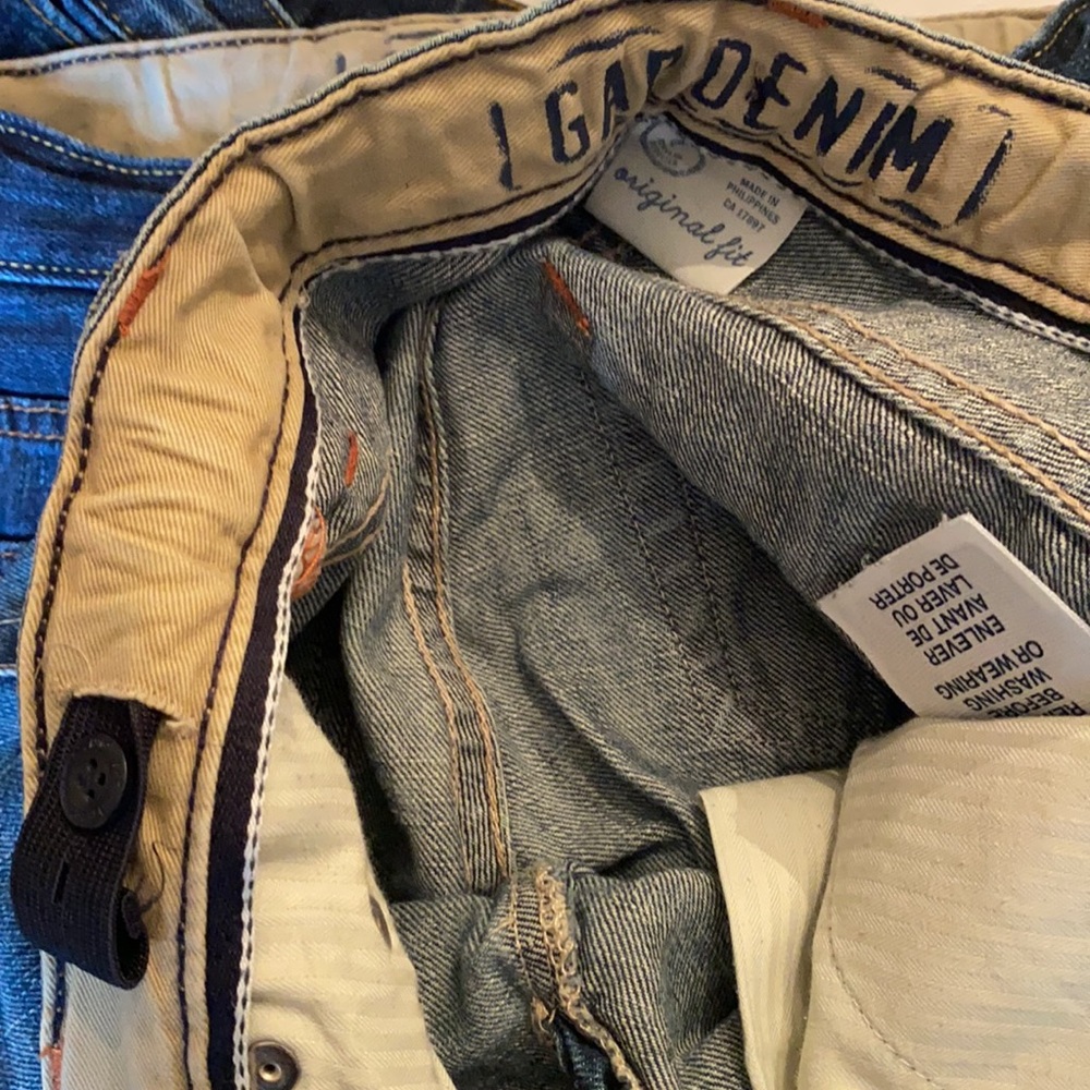 Gap kids boy’s distressed jeans, original fit - Picture 4 of 7